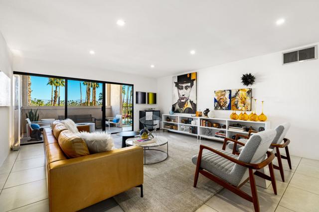 2696 S Sierra Madre, Palm Springs CA: https://media.crmls.org/mediaz/00ce890c-7939-4612-820d-fc6d65b938a6.jpg