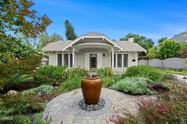 Detail Gallery Image 1 of 42 For 255 N Canyon Bld, Monrovia,  CA 91016 - 3 Beds | 2 Baths