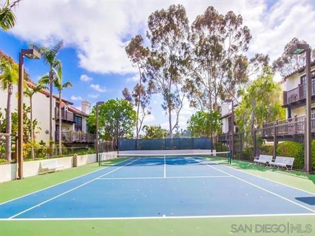 8640 Villa La Jolla Drive, San Diego, California 92037, 2 Bedrooms Bedrooms, ,2 BathroomsBathrooms,Condominium,For Sale,Villa La Jolla Drive,250001392SD