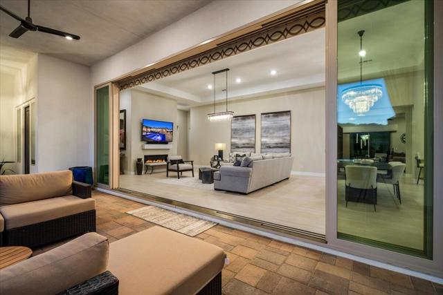 Image 7 of 75 For 54770 Cavalcade Court