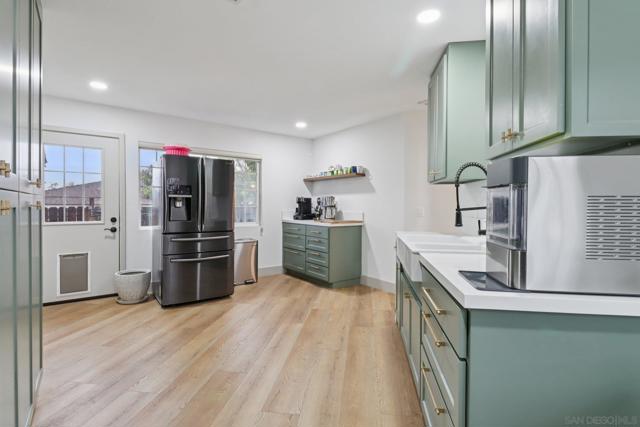 Image 23 of 73 For 43 Corte Maria Ave