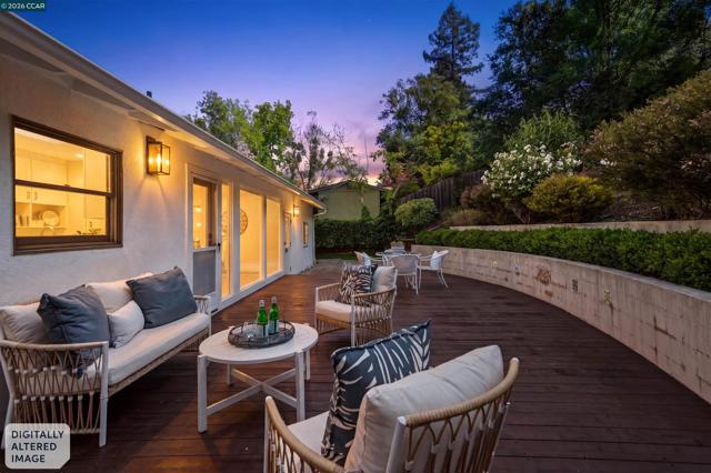 3231 Camino Colorados, Lafayette CA: https://media.crmls.org/mediaz/00d1ab43-c77c-4857-a8e6-6fc055194211.jpg