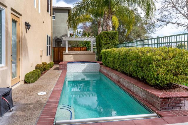 1959 Saint Andrews, Gilroy CA: https://media.crmls.org/mediaz/00d22074-6977-479c-ac70-250d57230181.jpg