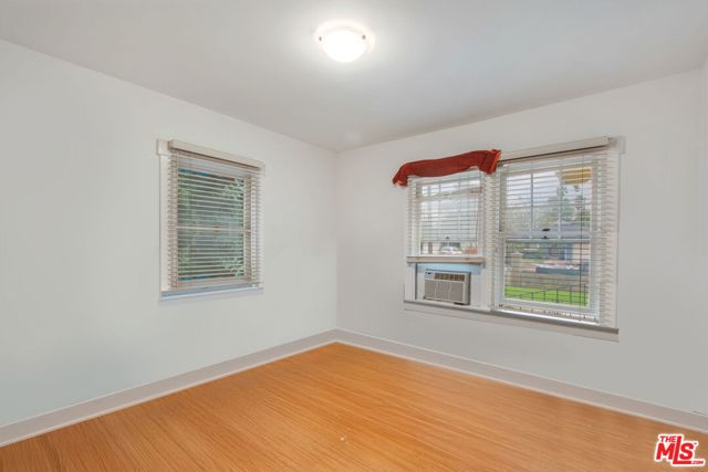 7231 Vanalden Avenue, Reseda CA: https://media.crmls.org/mediaz/00d26b52-616d-4803-b031-1fcbf347e244.jpg