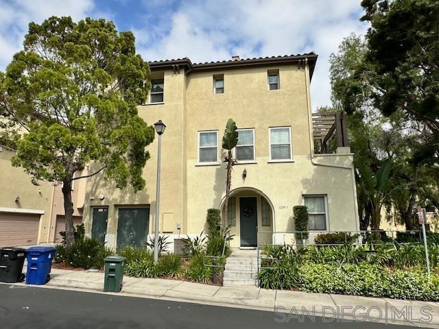 1299 BLUE JEAN WAY #1, Chula Vista CA: https://media.crmls.org/mediaz/00d2d13f-3909-4a50-b16b-7a8d8bf45c54.jpg