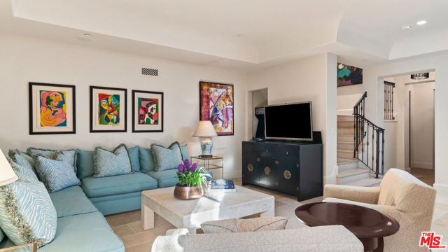 0 Murphy Way, Malibu CA: https://media.crmls.org/mediaz/00d2f146-0882-430c-9f36-0596a5e6fa11.jpg