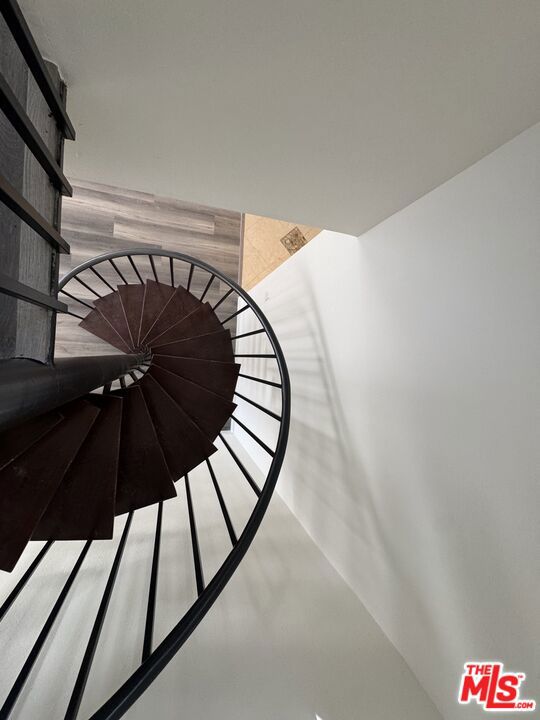 11735 Dorothy Street, Los Angeles CA: https://media.crmls.org/mediaz/00d3ea3f-e919-435b-b3bb-6d5650460d4d.jpg