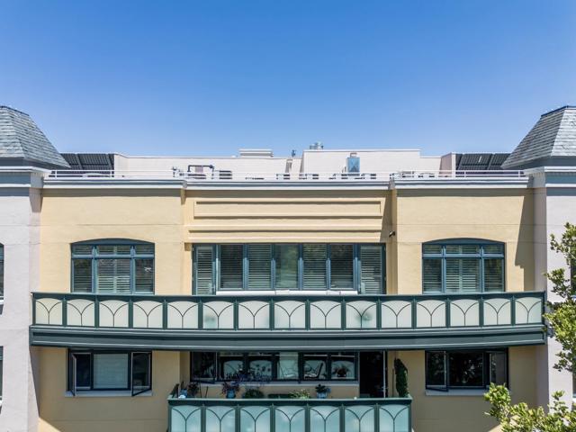 10 Crystal Springs Road, San Mateo CA: https://media.crmls.org/mediaz/00d3f003-2d65-4c5c-a2f8-a4b58d2ec5e4.jpg