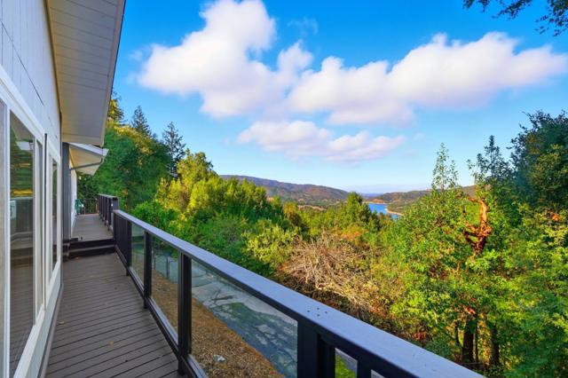 20715 Brush Road, Los Gatos CA: https://media.crmls.org/mediaz/00d4150e-5169-4124-8665-0186964f3ed8.jpg