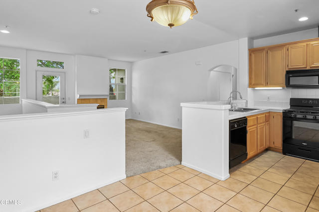 Detail Gallery Image 4 of 14 For 2310 Kipana Ave, Ventura,  CA 93001 - 2 Beds | 2 Baths