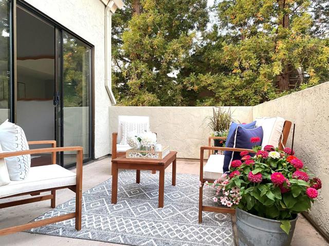 907 Cowper Street, Palo Alto CA: https://media.crmls.org/mediaz/00d4a600-0d6c-4213-90a3-ec1a47ce9b89.jpg