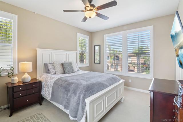 11383 Merritage Ct, San Diego CA: https://media.crmls.org/mediaz/00d4abea-844d-499a-a662-18d4b30f21a9.jpg
