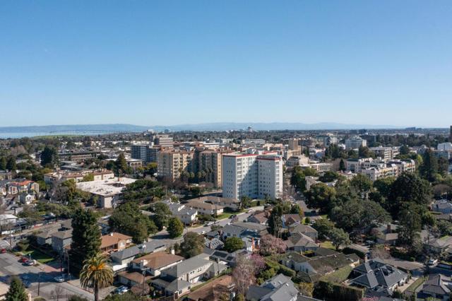 50 Mounds Road, San Mateo CA: https://media.crmls.org/mediaz/00d52d0e-4bdf-4c89-96a8-27b1ddc2e2a5.jpg