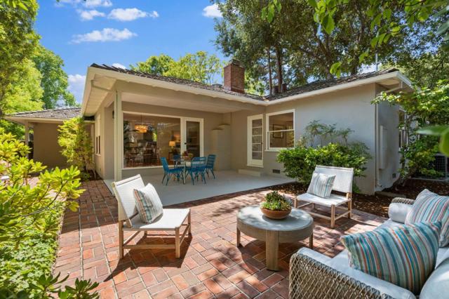 2423 Emerson Street, Palo Alto CA: https://media.crmls.org/mediaz/00d54fb9-3d26-4e30-af51-7e39f2205884.jpg