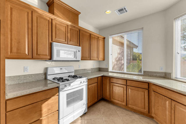 Image 13 of 62 For 8965 Mountain Pass Drive