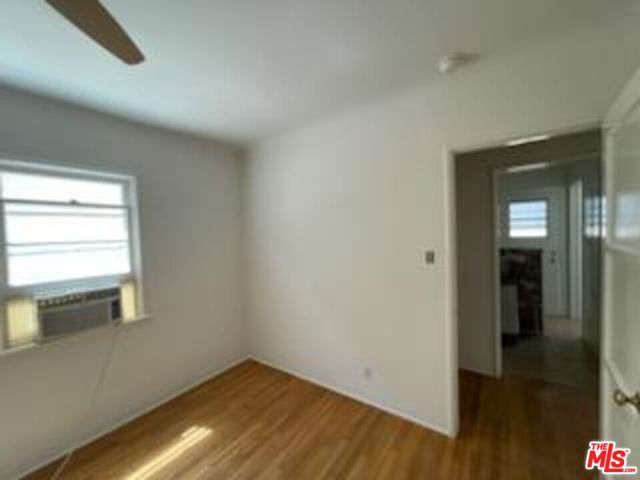 3757 Los Feliz Boulevard, Los Angeles CA: https://media.crmls.org/mediaz/00d86fc6-f5a9-4355-9948-154445914967.jpg