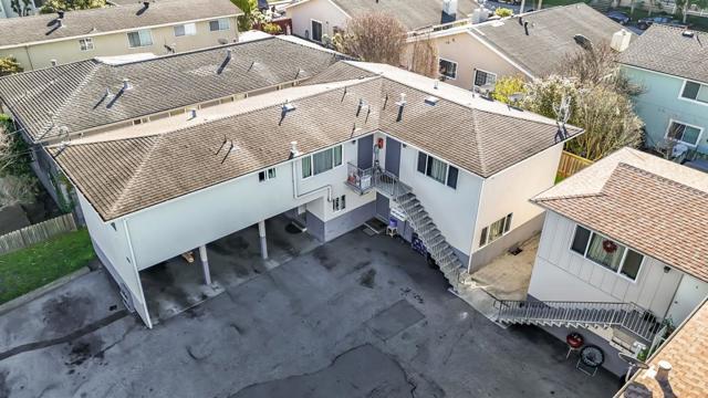 470 Willow Avenue, Half Moon Bay CA: https://media.crmls.org/mediaz/00d8c320-36d2-4cfc-bafc-451f35c9d75a.jpg