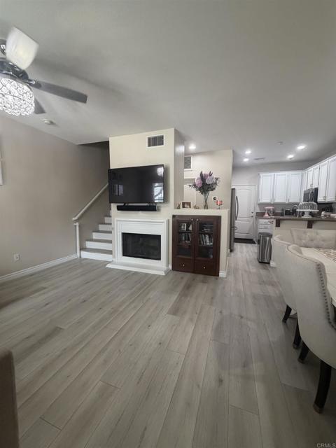 Detail Gallery Image 10 of 10 For 2175 Condor Dr #56,  Chula Vista,  CA 91915 - 3 Beds | 2/1 Baths