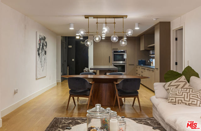 10777 Wilshire Boulevard, Los Angeles CA: https://media.crmls.org/mediaz/00d931ef-e625-4492-ba79-f189a61ef136.jpg