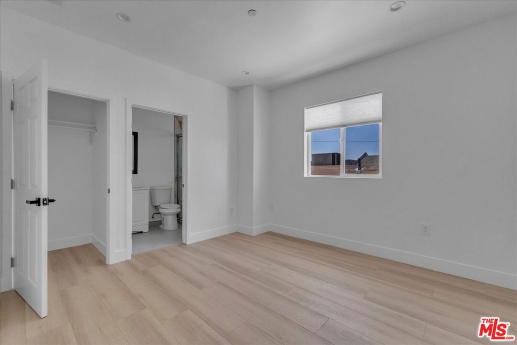 MLS #26874257 image #58