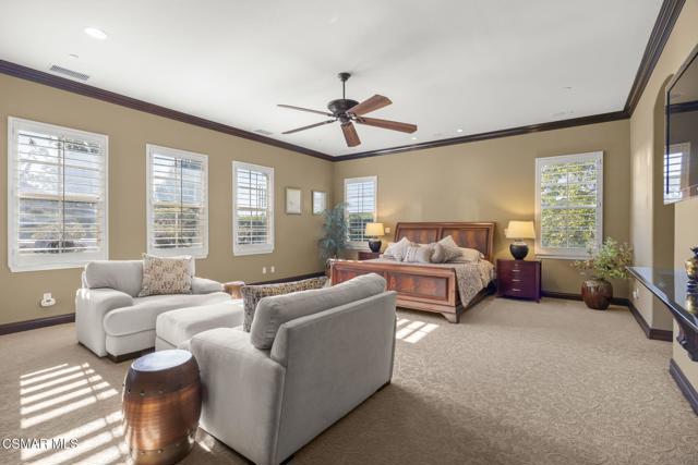 4988 Read Road, Moorpark CA: https://media.crmls.org/mediaz/00db6597-7808-4e88-a383-e50761cbdc96.jpg