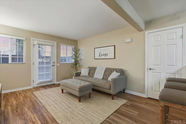 Detail Gallery Image 2 of 23 For 5402 Balboa Arms Drive #345,  San Diego,  CA 92117 - 2 Beds | 2 Baths