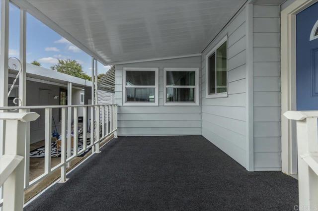 3535 Linda Vista Drive, San Marcos CA: https://media.crmls.org/mediaz/00dbe365-fad5-492d-97da-70b08cdcce05.jpg
