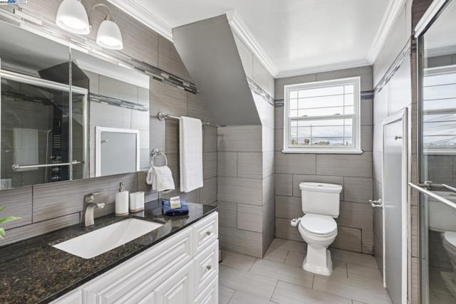 28399 Cubberley Ct, Hayward CA: https://media.crmls.org/mediaz/00dc864d-ffea-4116-982c-80141d963cfa.jpg