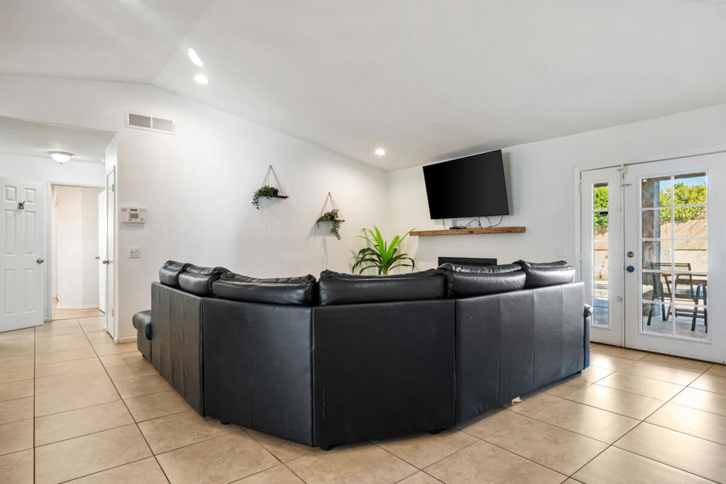MLS #219133308DA image #4