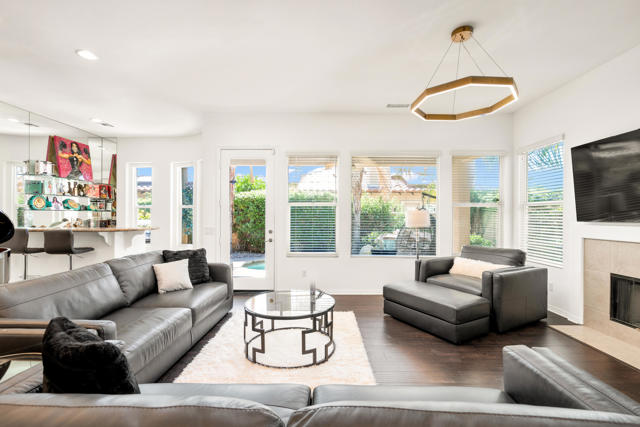 Image 3 of 32 For 105 Shoreline Drive