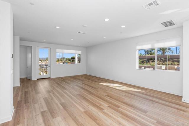 Detail Gallery Image 20 of 35 For 2590 Broom Ln, Carlsbad,  CA 92008 - 4 Beds | 3/1 Baths