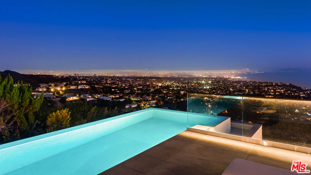 MLS #26854163 image #2