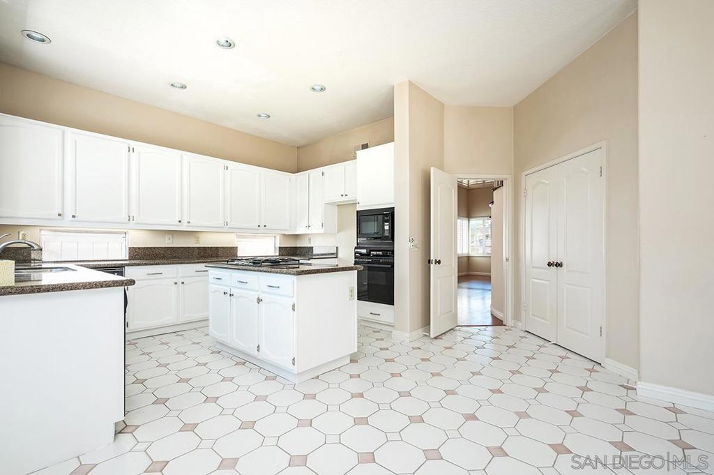 11718 Windcrest Ln - photo 19