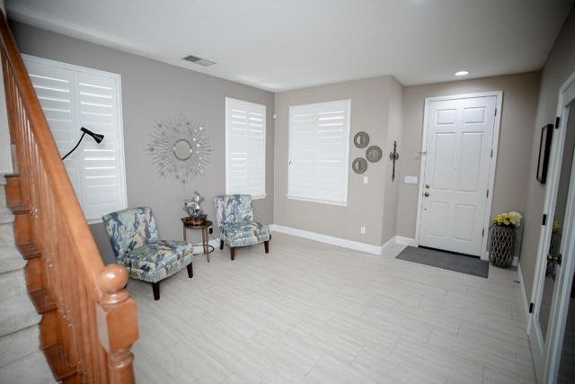 2628 Acapulco Way, Modesto CA: https://media.crmls.org/mediaz/00e09562-c2c0-495b-a8b0-67c3cde5cfae.jpg