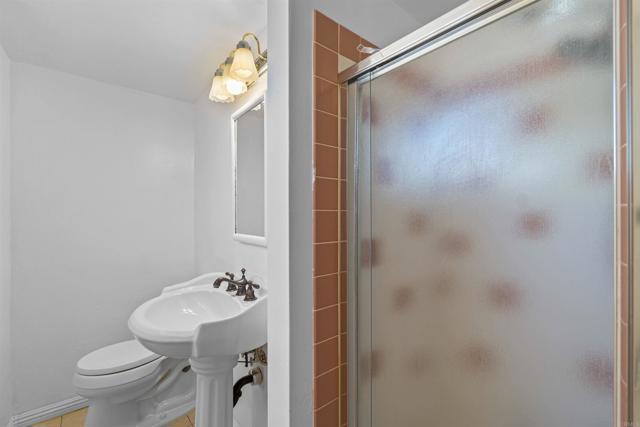 Image 12 of 28 For 686 Alvin Street
