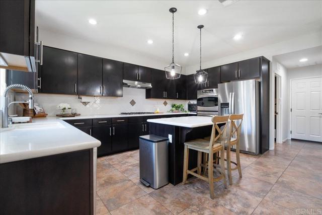 46525 Peach Tree Street, Temecula CA: https://media.crmls.org/mediaz/00e142ba-de7d-4891-82fa-9d64684efb88.jpg