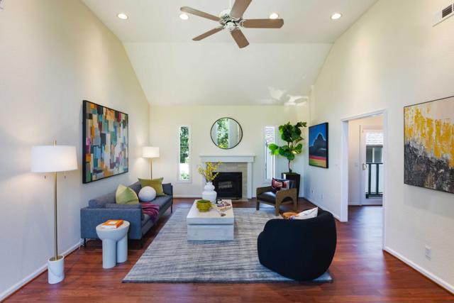 548 Everett Avenue, Palo Alto CA: https://media.crmls.org/mediaz/00e187d7-d90d-48c8-aec8-6234325c1c71.jpg