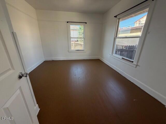 Detail Gallery Image 12 of 14 For 403 S Evergreen Dr, Ventura,  CA 93001 - 2 Beds | 1 Baths