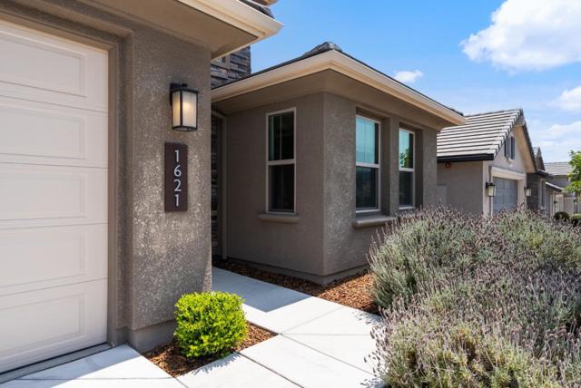 1621 Castlerock Drive, Hollister CA: https://media.crmls.org/mediaz/00e28652-d8de-4d9a-8c1f-2f1e6bc56229.jpg