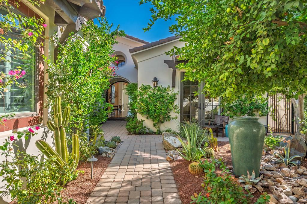 MLS #219136610DA image #6