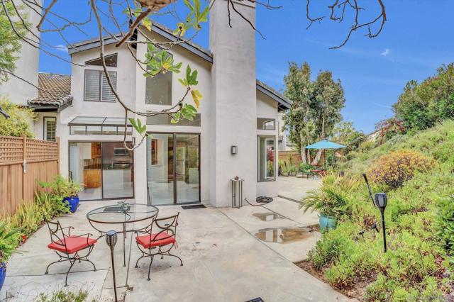 6426 Caminito Listo, San Diego CA: https://media.crmls.org/mediaz/00e3b7ed-736e-4537-8d37-958eff8c60fb.jpg