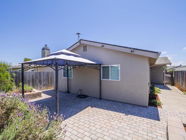 466 Cloudview Drive, Watsonville CA: https://media.crmls.org/mediaz/00e4447d-8c8e-4ee0-b32f-be2a2a55bdc4.jpg