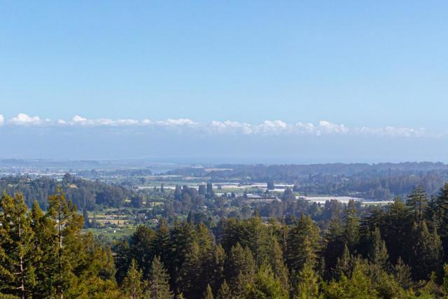 1081 Avocado Road, Watsonville CA: https://media.crmls.org/mediaz/00e4932a-d272-4632-8fb7-d0d0353e1905.jpg