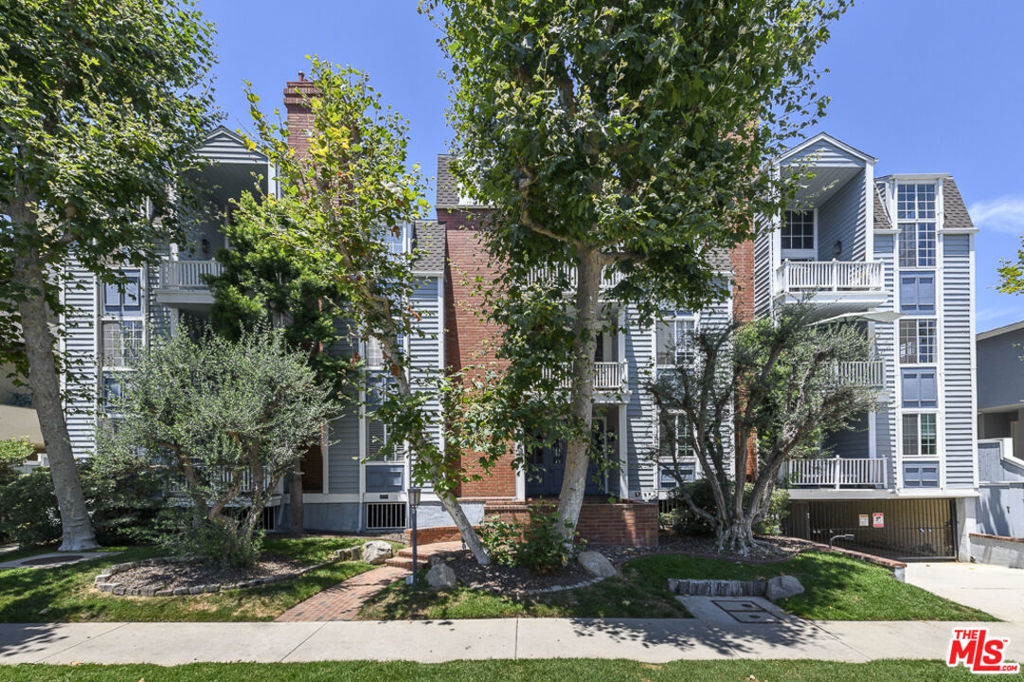 11667 Gorham Avenue #303