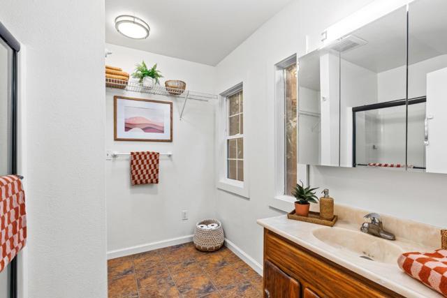 610 Nelson Road, Scotts Valley CA: https://media.crmls.org/mediaz/00e4e526-442a-4133-81a1-9d9d6bb0ffe7.jpg