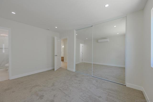 10805 Eberly Ct, San Diego CA: https://media.crmls.org/mediaz/00e5bcdd-651f-425e-8c5d-4eb78c06bb99.jpg