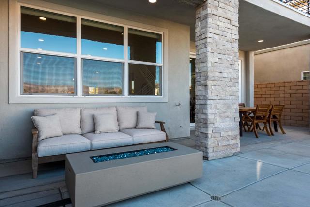 84650 Litorale Court, Indio CA: https://media.crmls.org/mediaz/00e61317-0661-4ea0-bfe3-6e2a061fe16f.jpg
