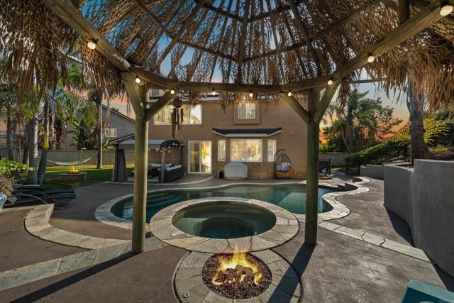 1312 Summer Ct, Vista CA: https://media.crmls.org/mediaz/00e6253a-3513-44ce-963a-c78d9c282543.jpg