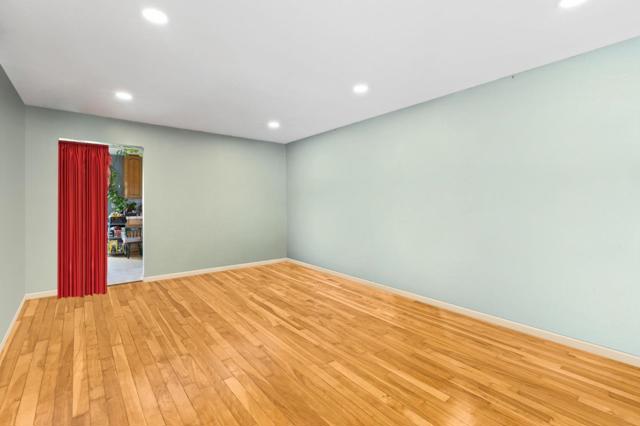 306 Beech Street, Redwood City CA: https://media.crmls.org/mediaz/00e672bb-2f9e-4ebf-bda7-608cde1f4bd7.jpg