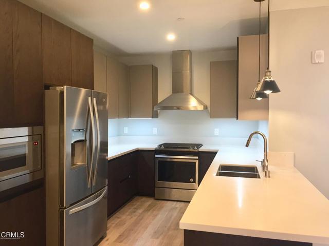 Detail Gallery Image 12 of 21 For 168 S Sierra Madre Blvd Bld #303,  Pasadena,  CA  - 3 Beds | 2 Baths
